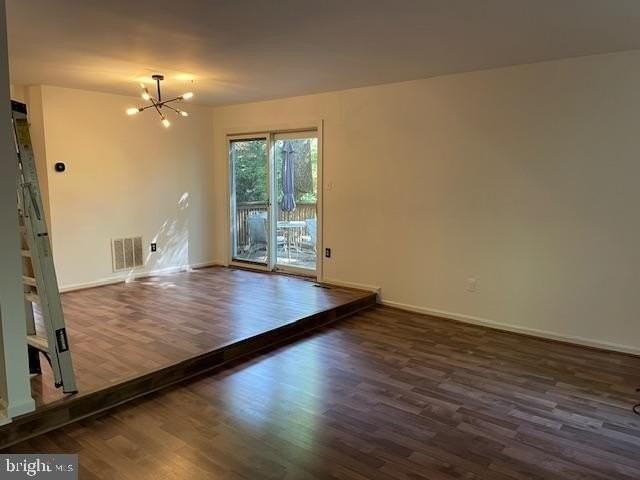 1117 Wildpark Ave - Photo 5 of 40