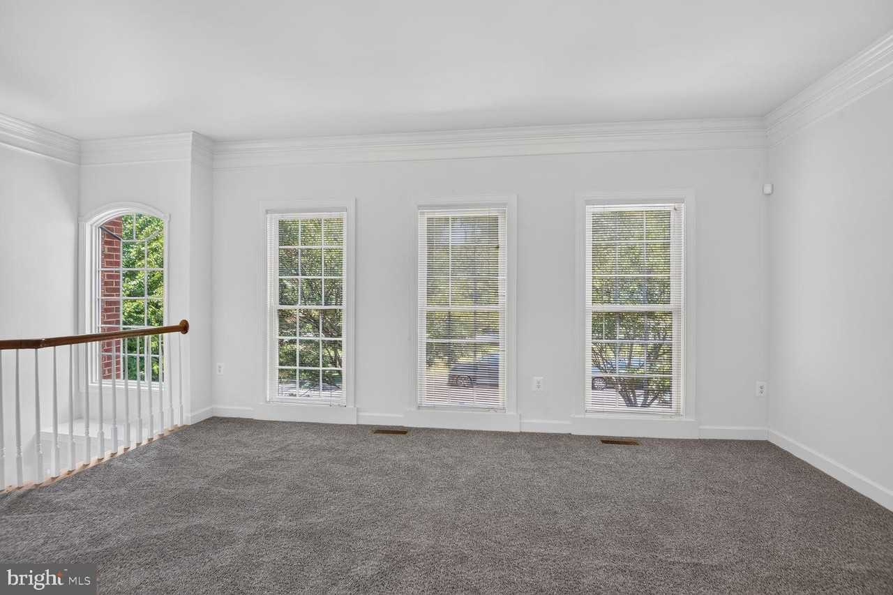 14603 Argos Pl - Photo 4 of 17