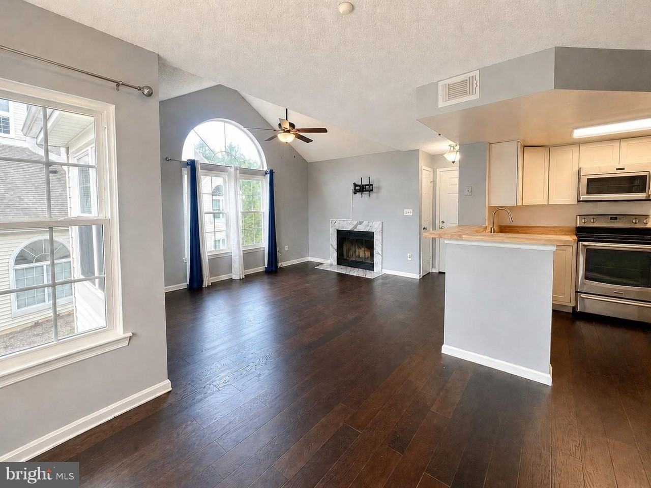 14113 Bowsprit Ln #202 - Photo 6 of 24