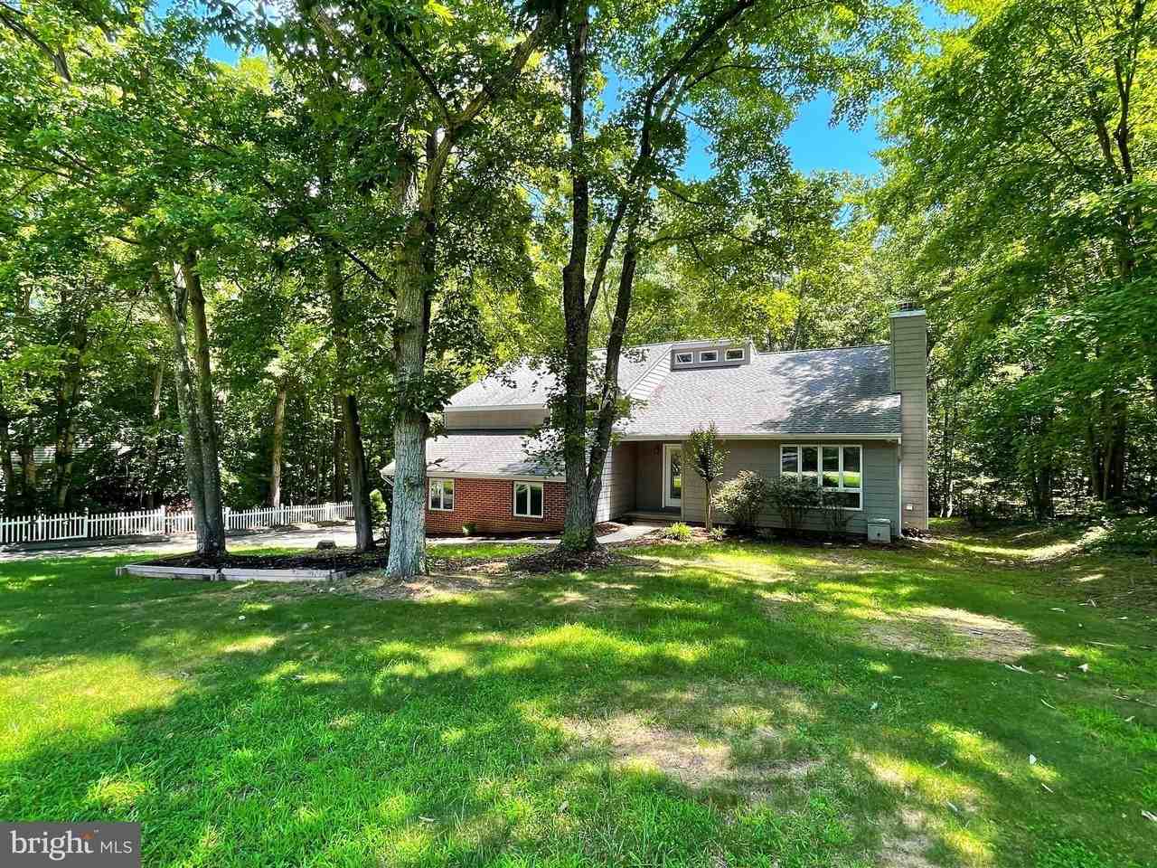 22480 Sparrow Ct - Photo 3 of 34