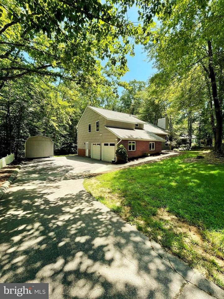 22480 Sparrow Ct - Photo 4 of 34