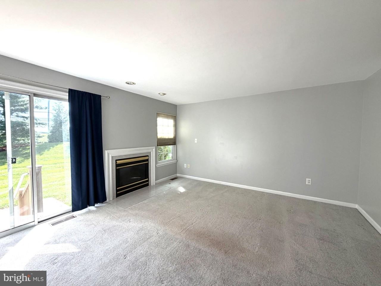 45 Palmer Dr - Photo 3 of 12