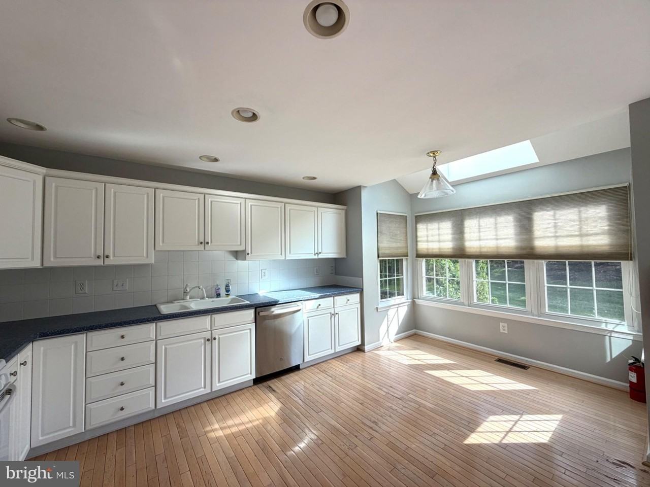 45 Palmer Dr - Photo 5 of 12