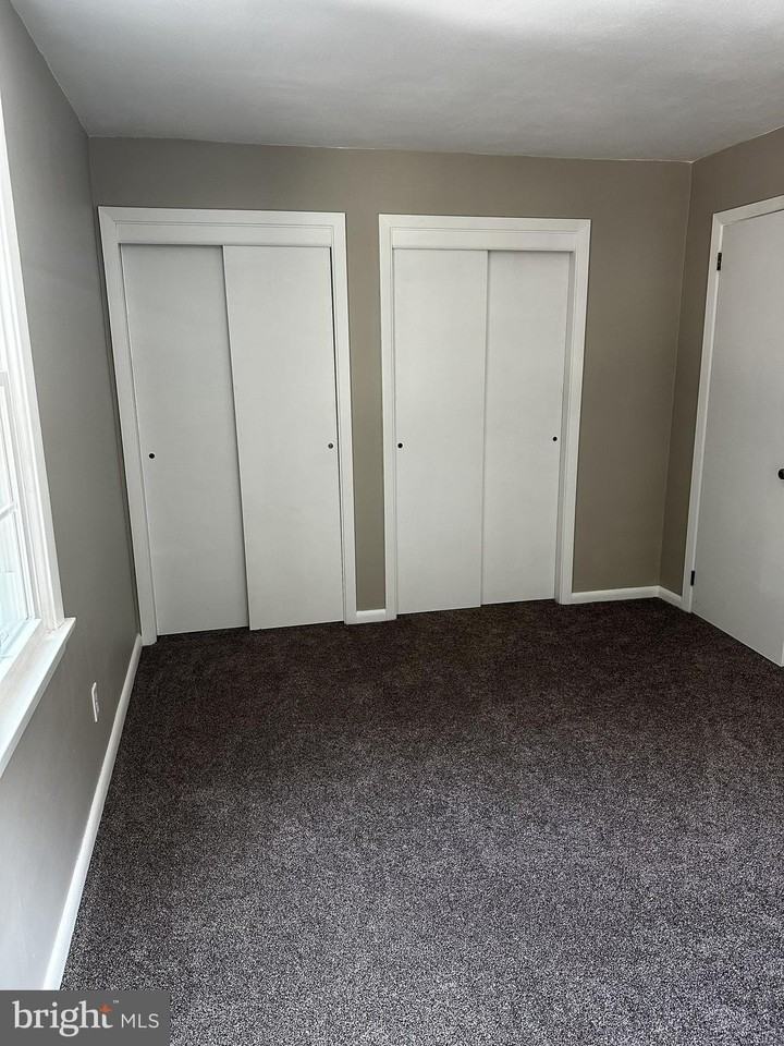 51 Wallace Rd - Photo 6 of 11