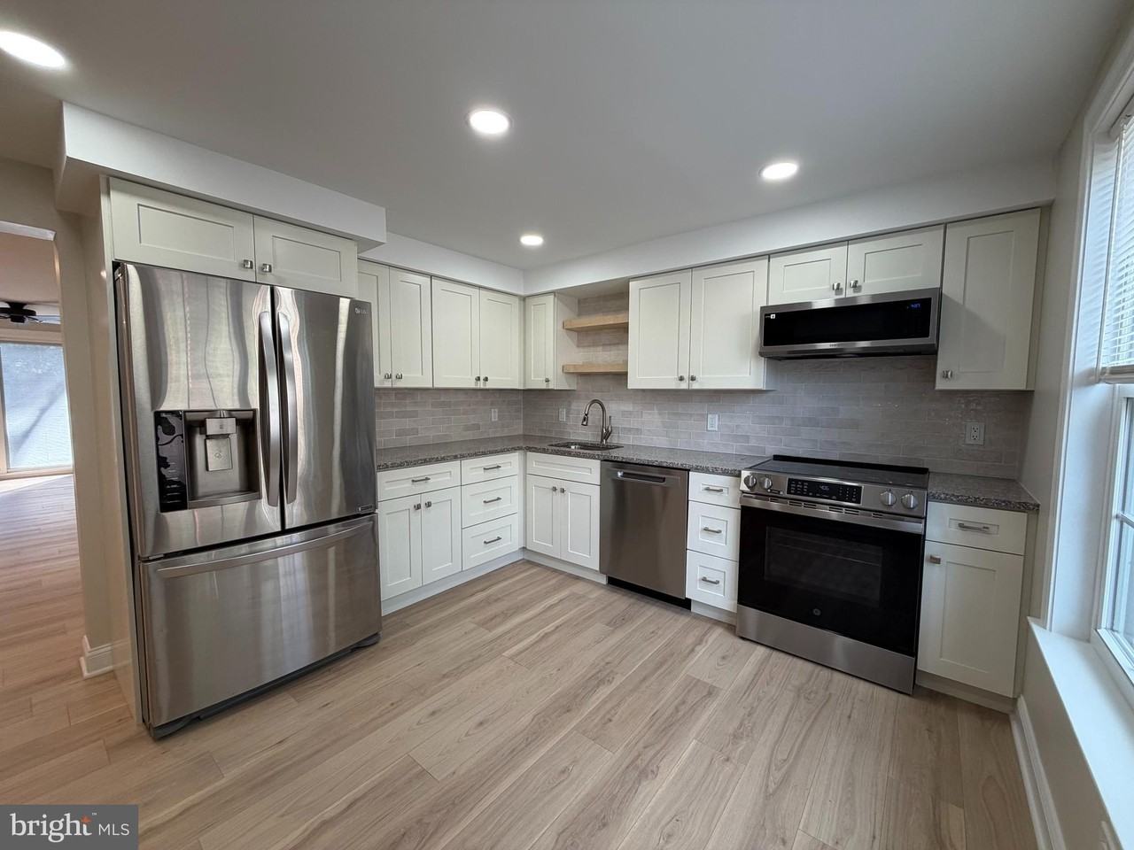 20 Constitution Ave - Photo 6 of 28