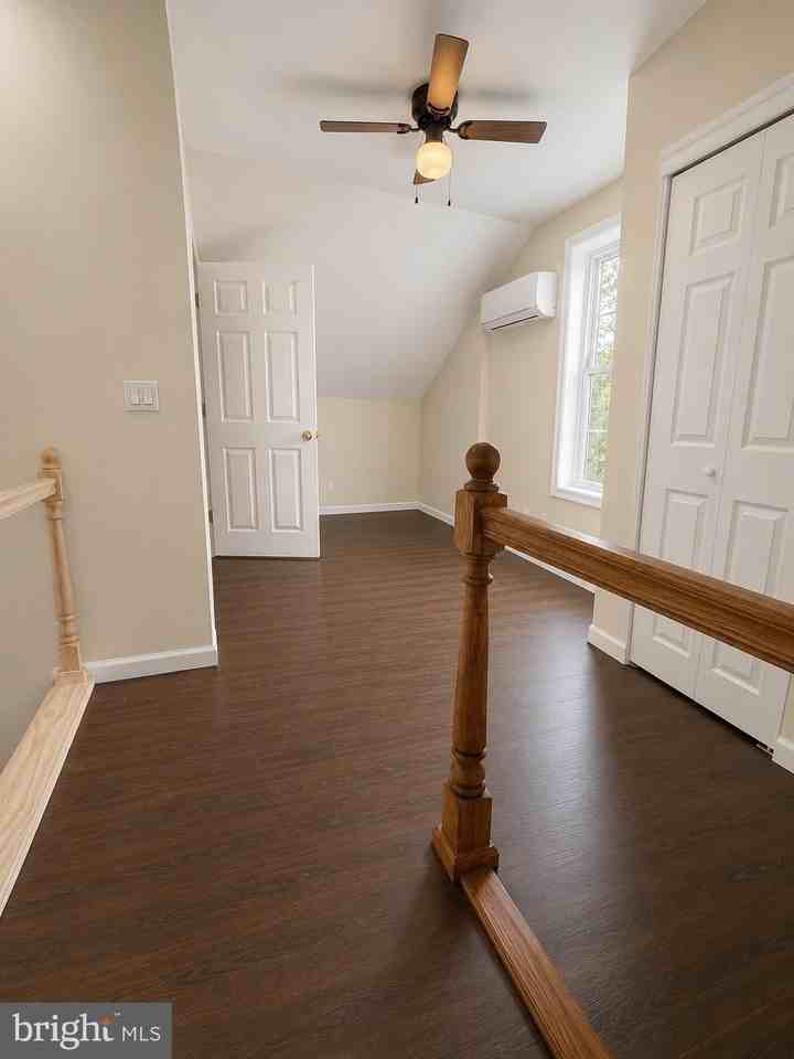 116 Robertson Ave - Photo 4 of 6