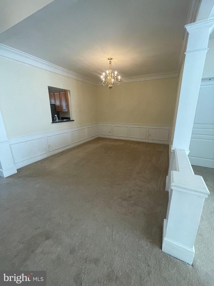 53 Williams Dr - Photo 7 of 35