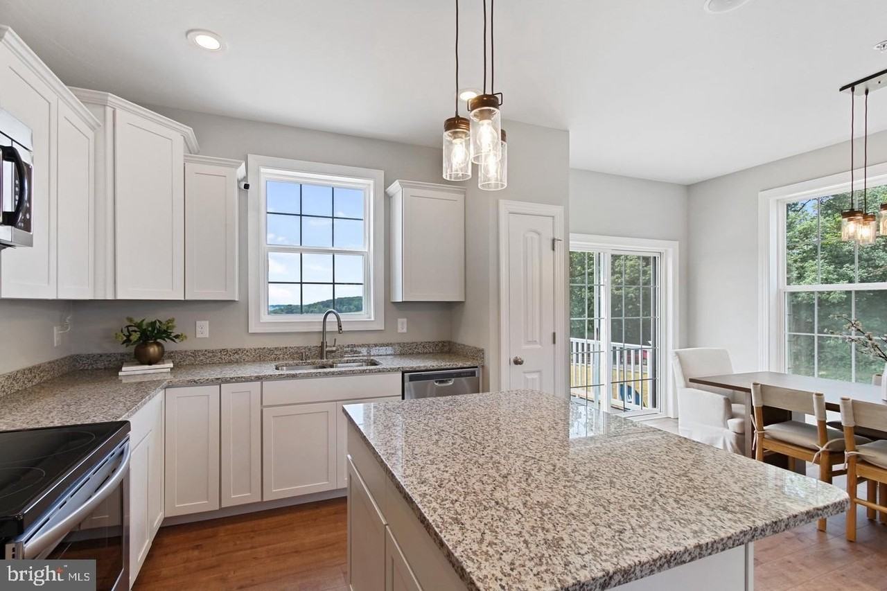 12429 Jackson Ave #14 - Photo 7 of 21