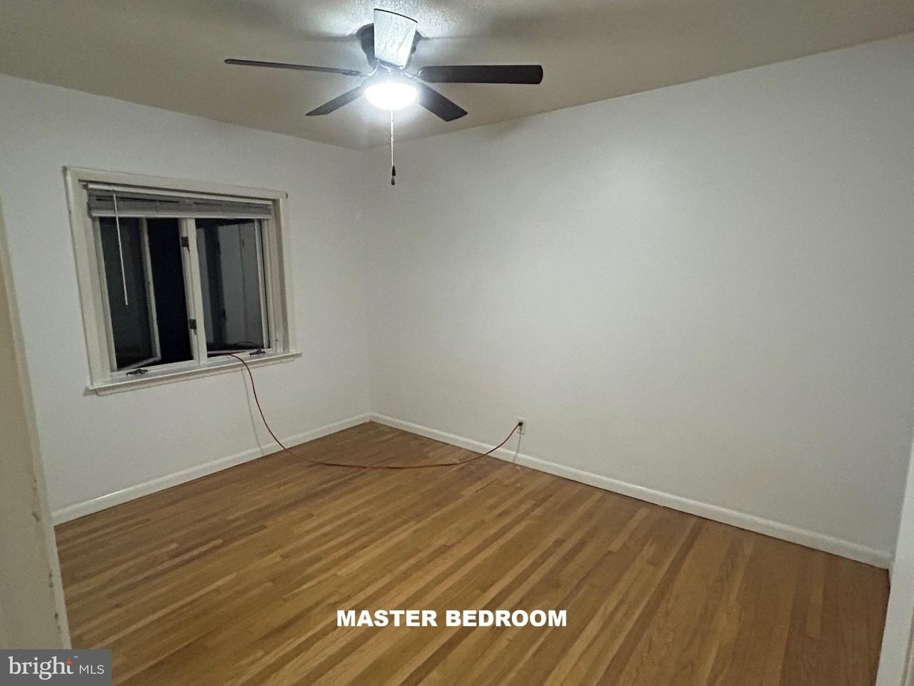 955 Terrace Ln - Photo 6 of 18