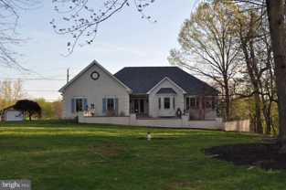 102 Waterview Dr - Photo 1 of 1