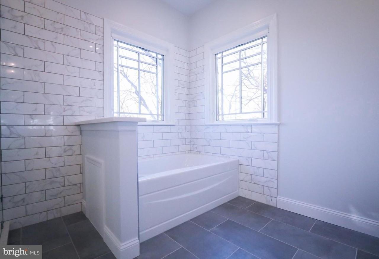 102 Waterview Dr - Photo 5 of 8