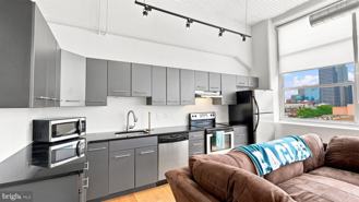 2200 Arch St #705 - Photo 1 of 1