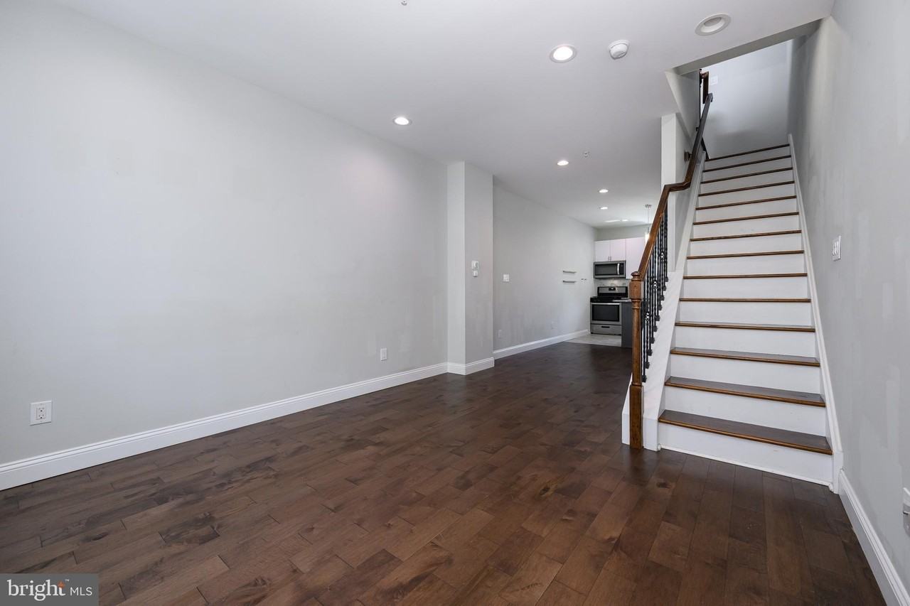 1439 N Newkirk St - Photo 2 of 35