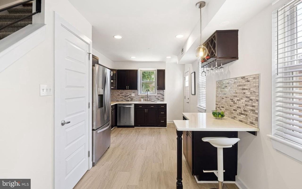 1865 Frankford Ave #A1 - Photo 7 of 29