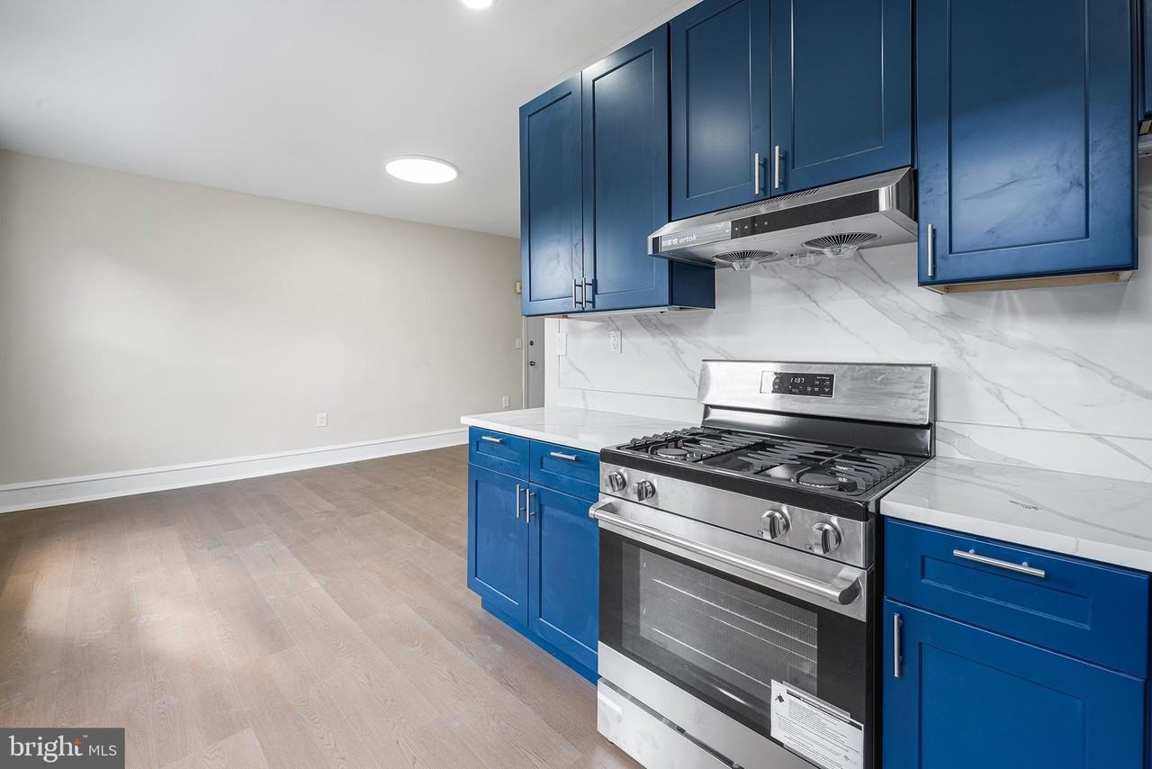 775 S 8th St #2R - Photo 4 of 21