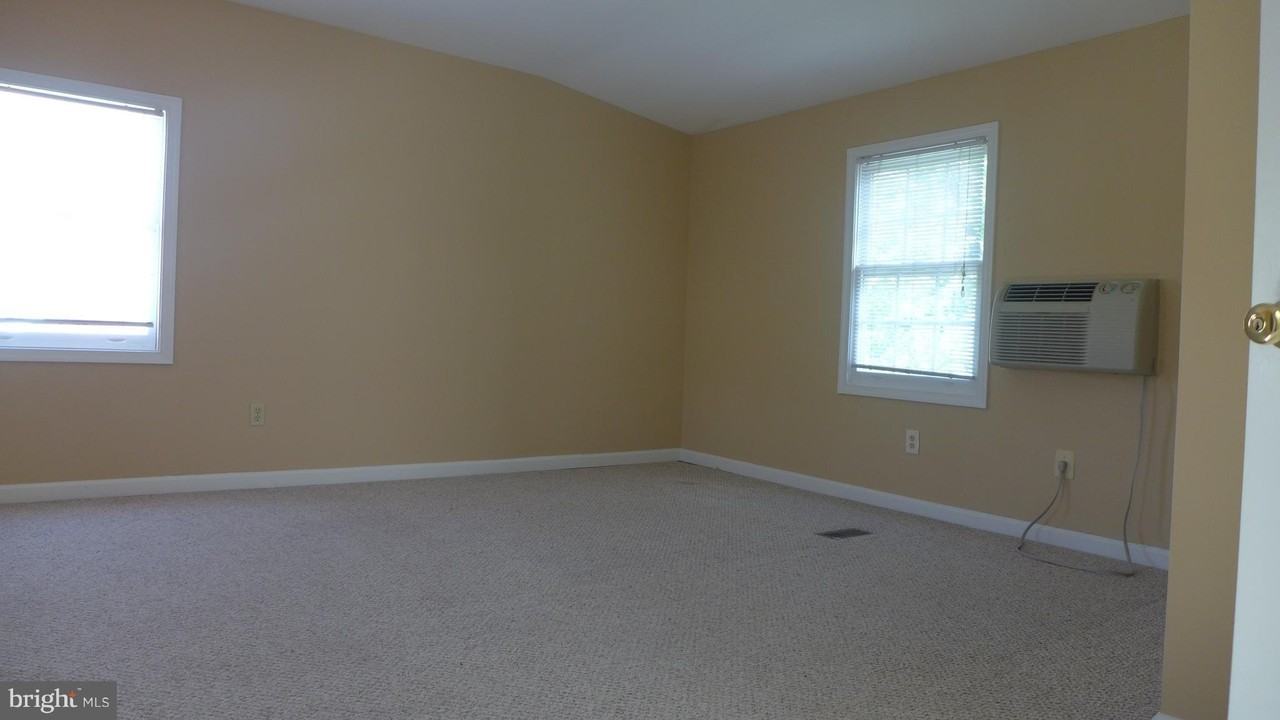 4724 7th Rd N - Photo 7 of 15