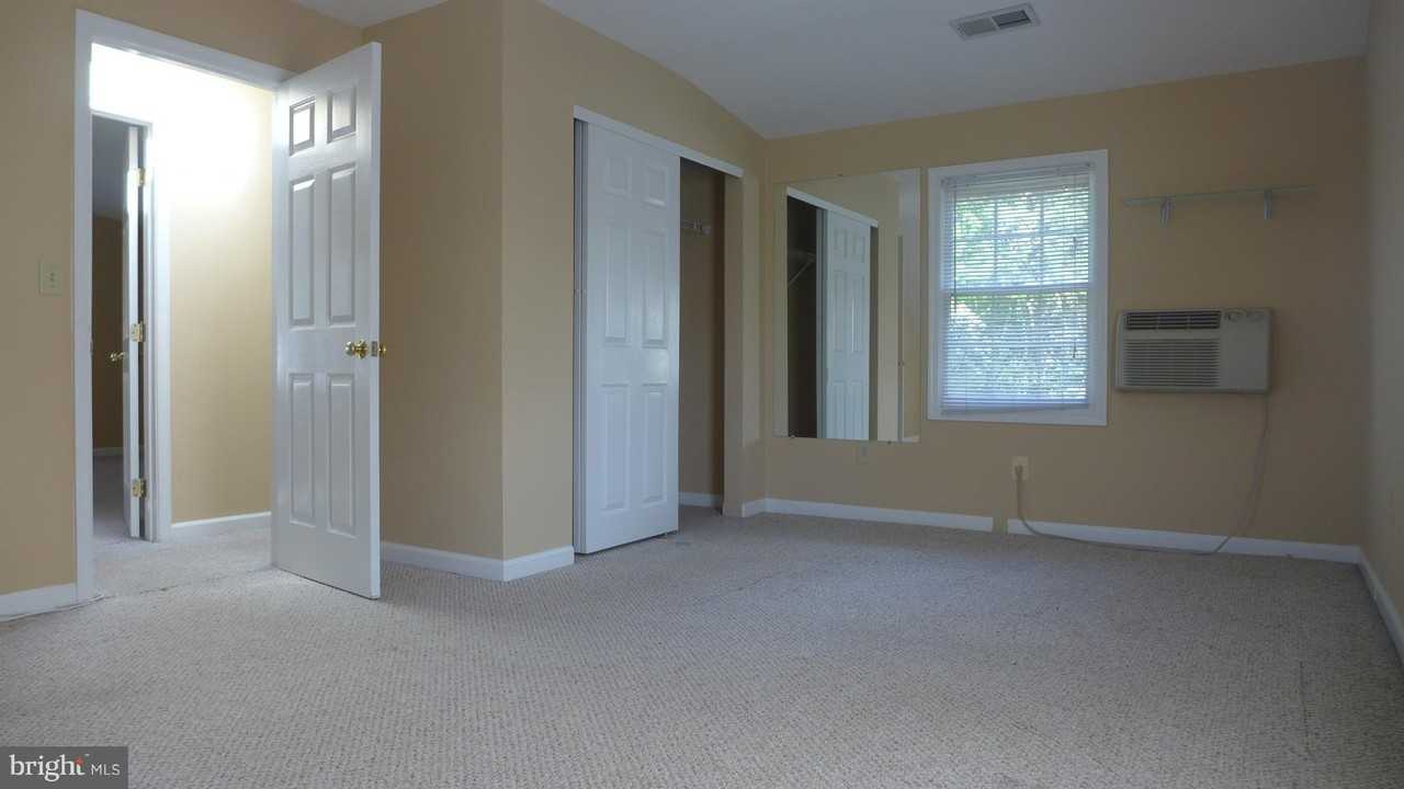 4724 7th Rd N - Photo 5 of 15