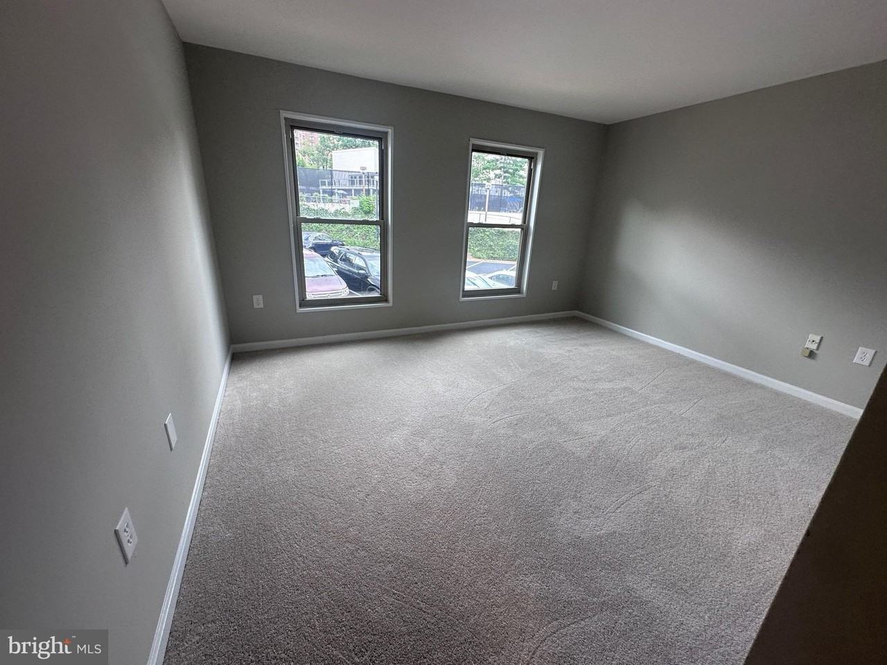19 Canterbury Sq #201 - Photo 7 of 12
