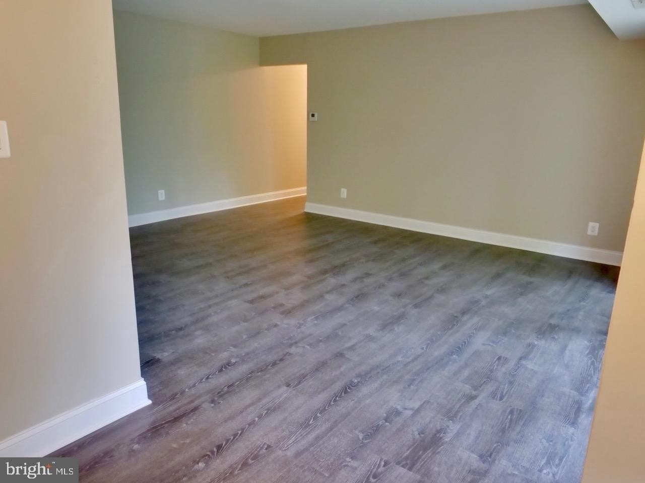 3874 Lyndhurst Dr #302 - Photo 7 of 20