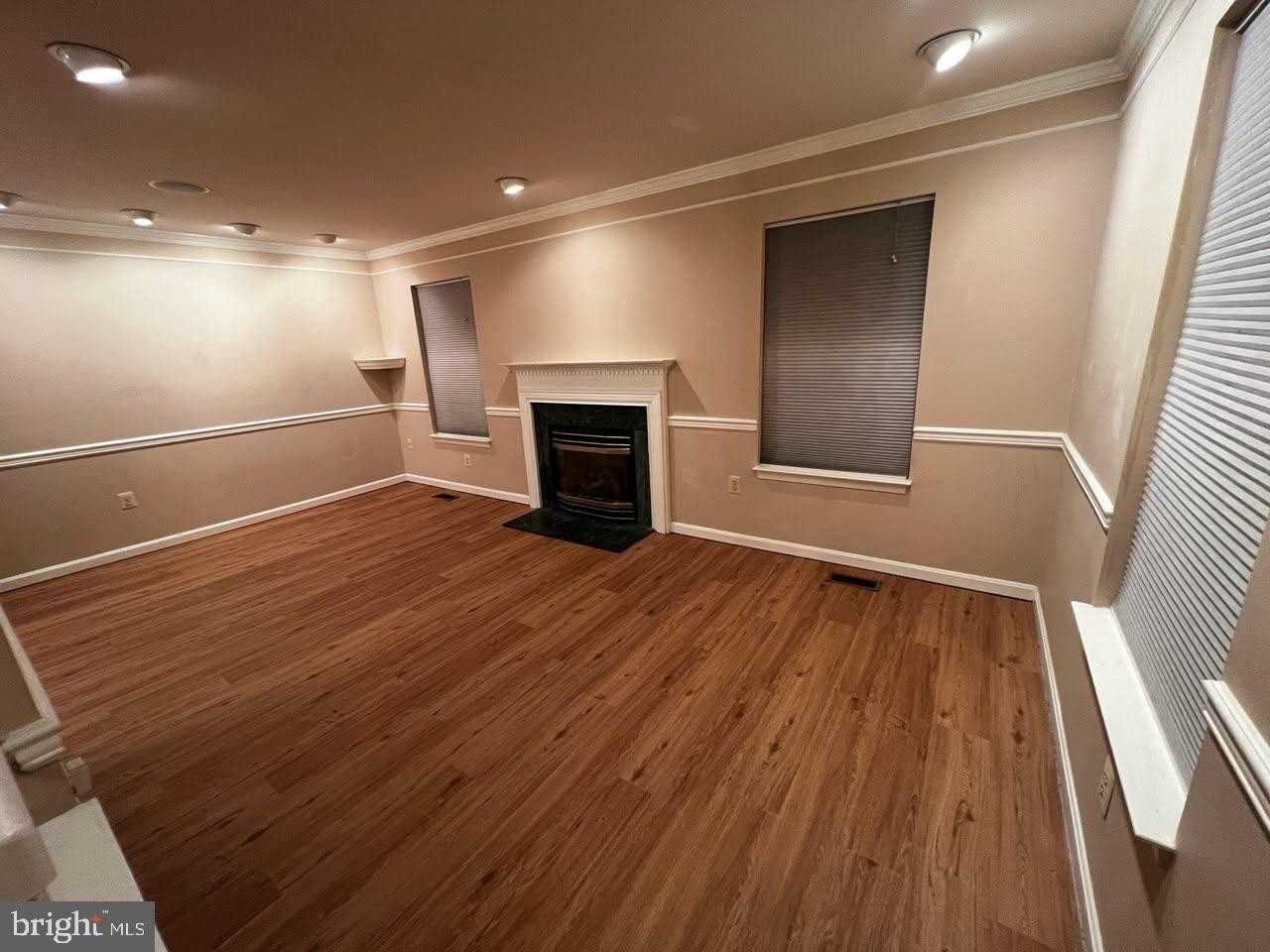 16853 Capon Tree Ln - Photo 7 of 43