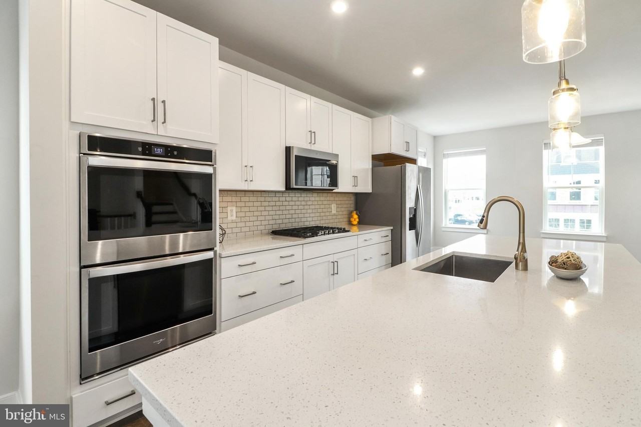 17789 Osprey Harbor Ln - Photo 7 of 50