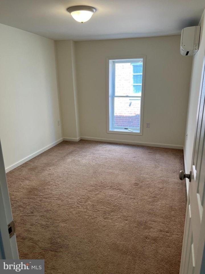 190 W King St #3 - Photo 5 of 10