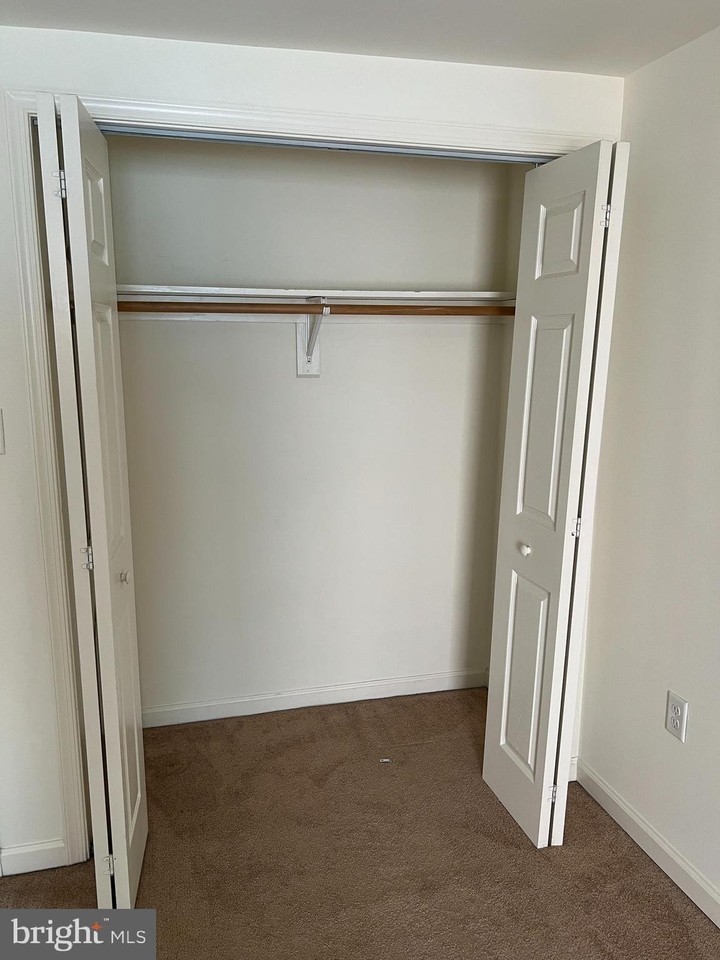 190 W King St #3 - Photo 6 of 10