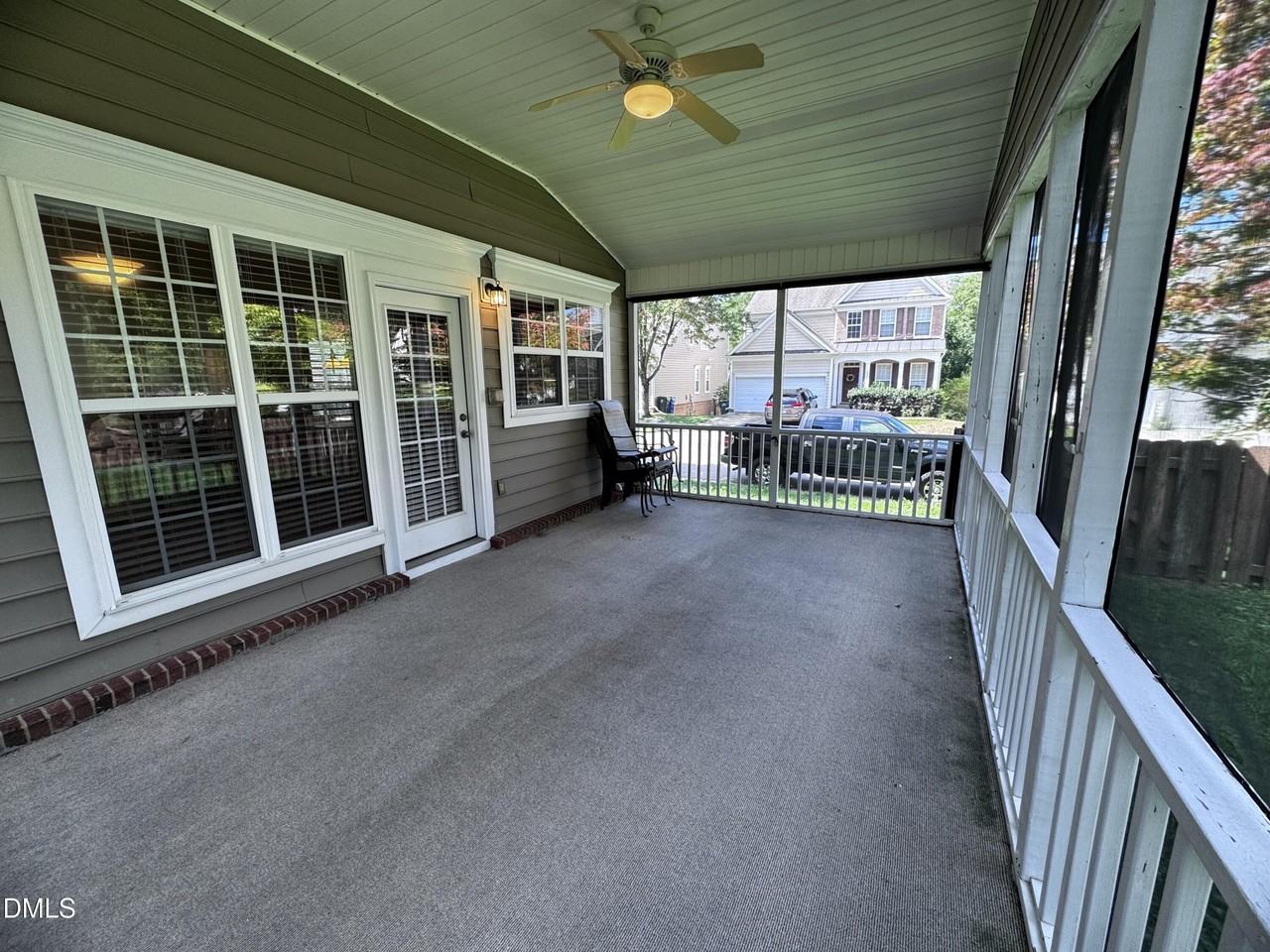 3303 Colorcott St - Photo 4 of 18
