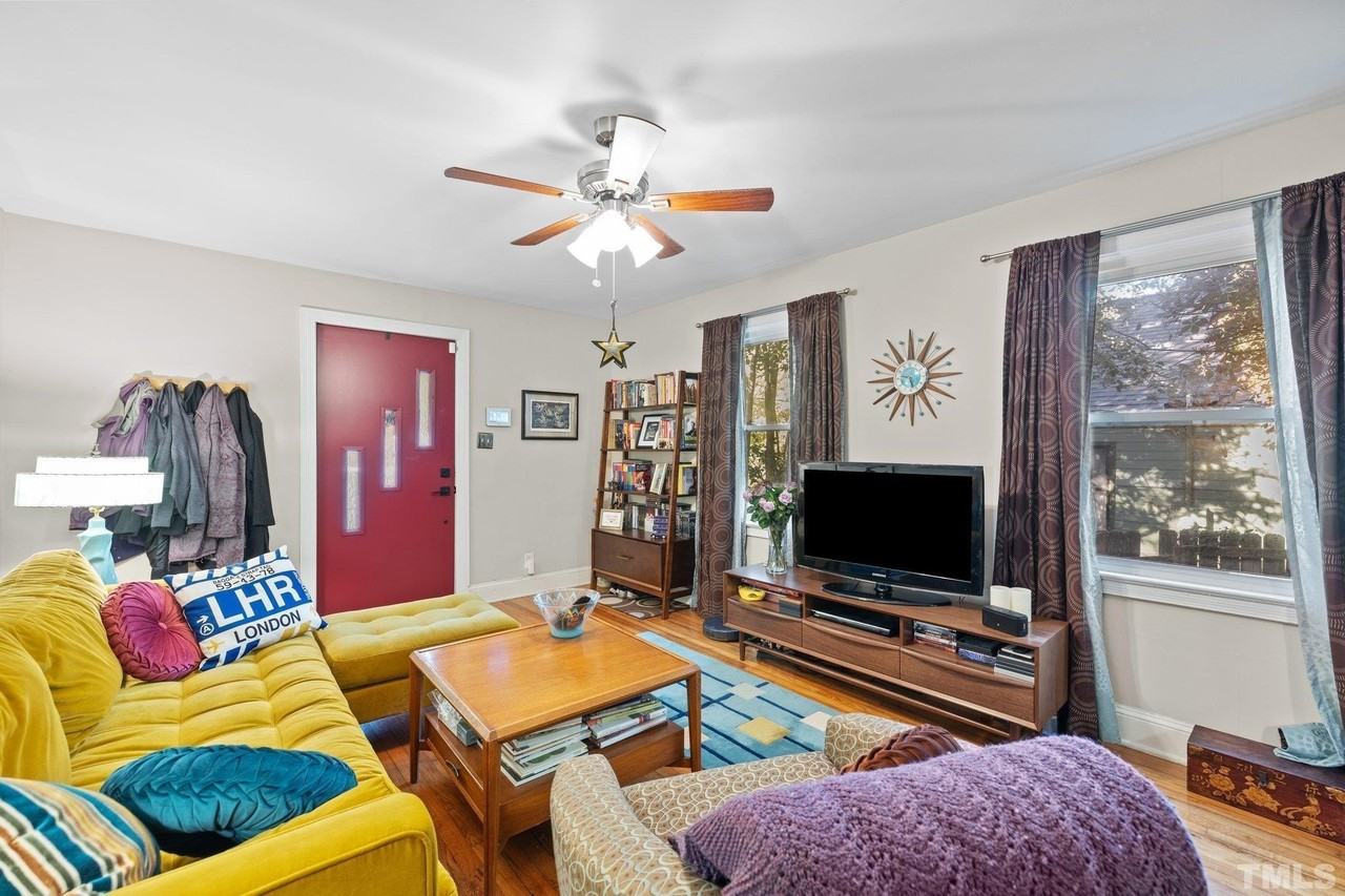 705 Tyler Rd - Photo 5 of 50