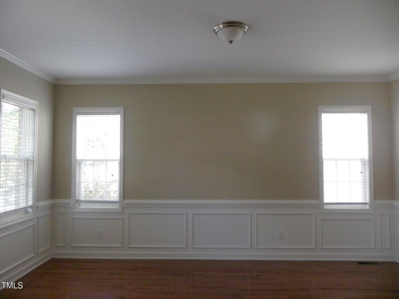 217 Butterbiggins Ln - Photo 2 of 13