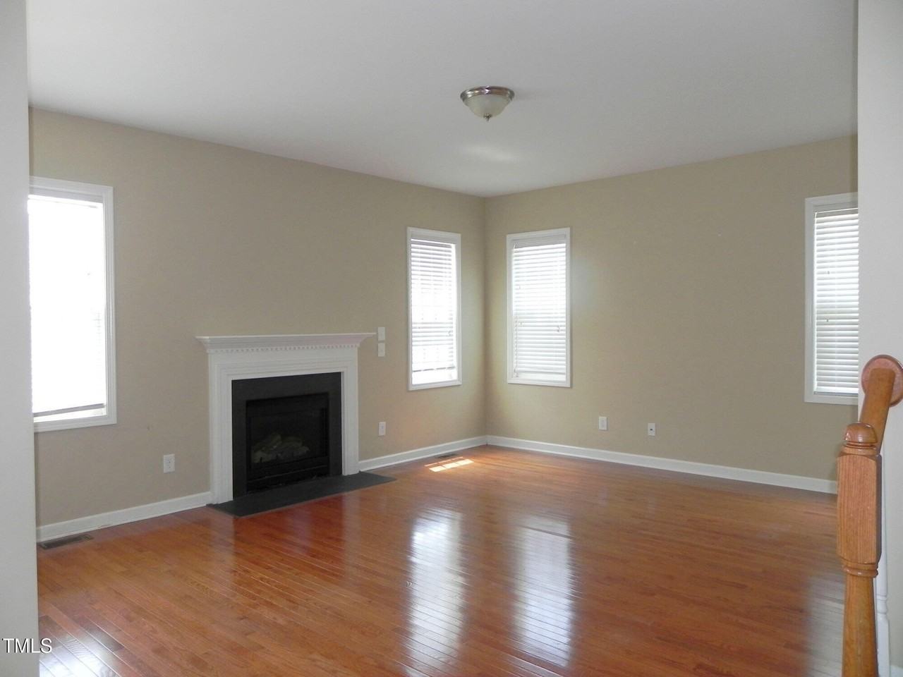 217 Butterbiggins Ln - Photo 6 of 13