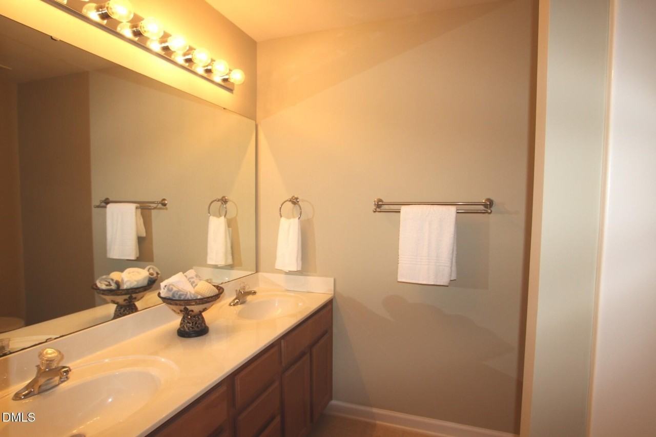 129 Dove Cottage Ln - Photo 7 of 9