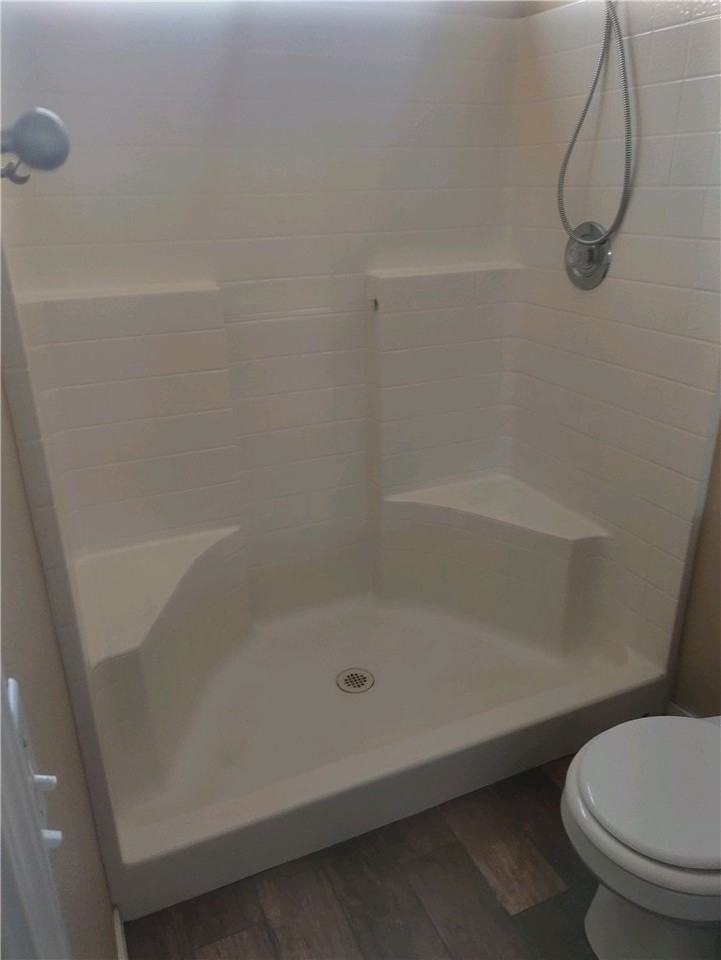 848 Roadrunner Dr - Photo 2 of 2