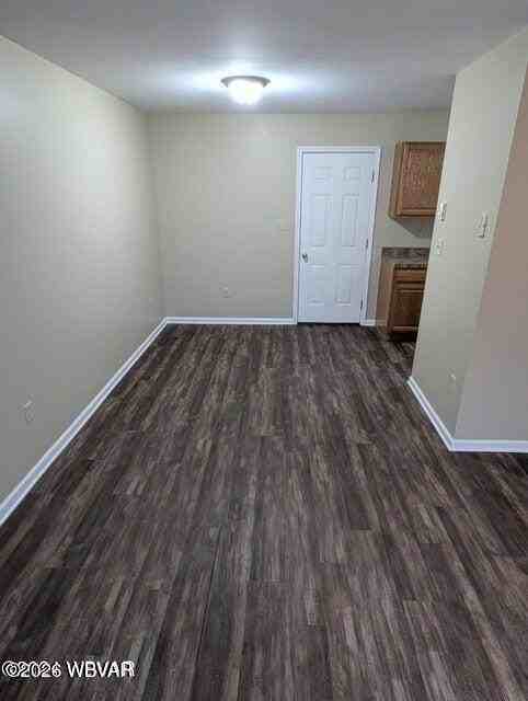 253 Underwood St - Photo 4 of 13