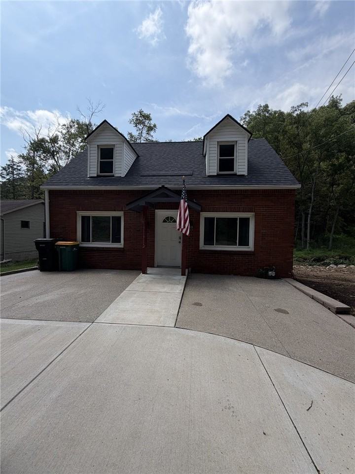 1113 Rochester Rd - Photo 2 of 37