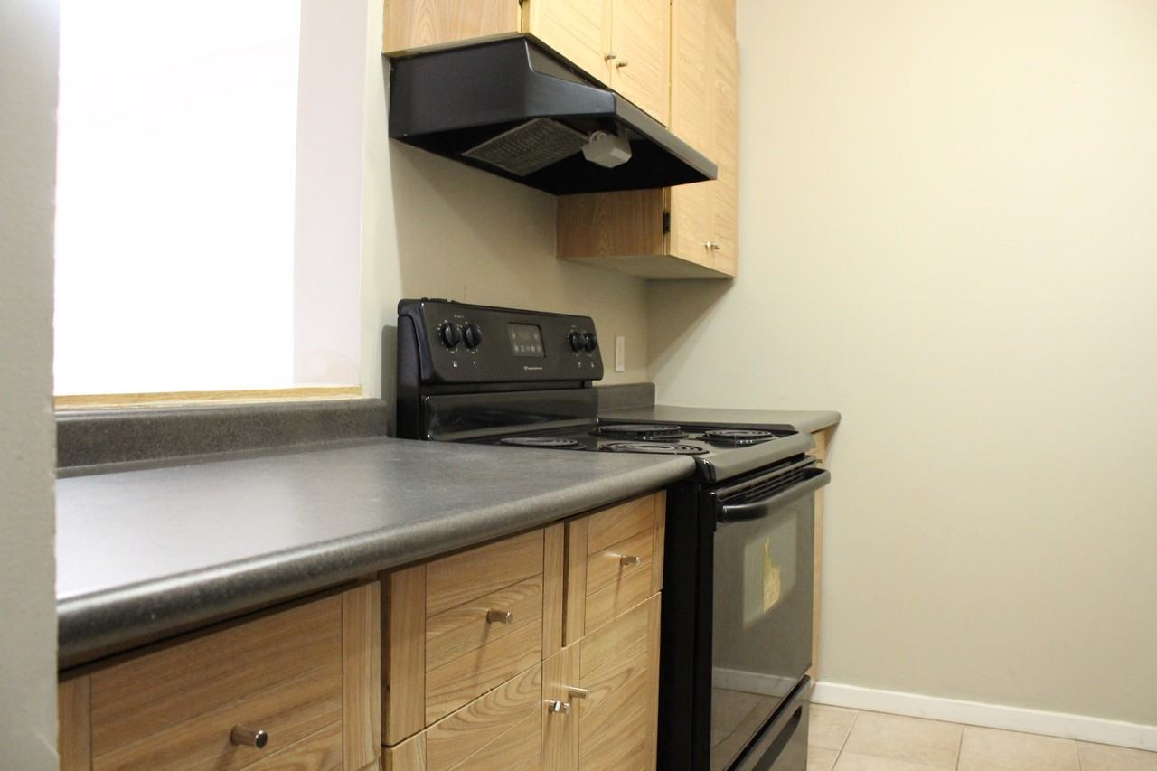 Falconcrest Village - Photo 6 of 29