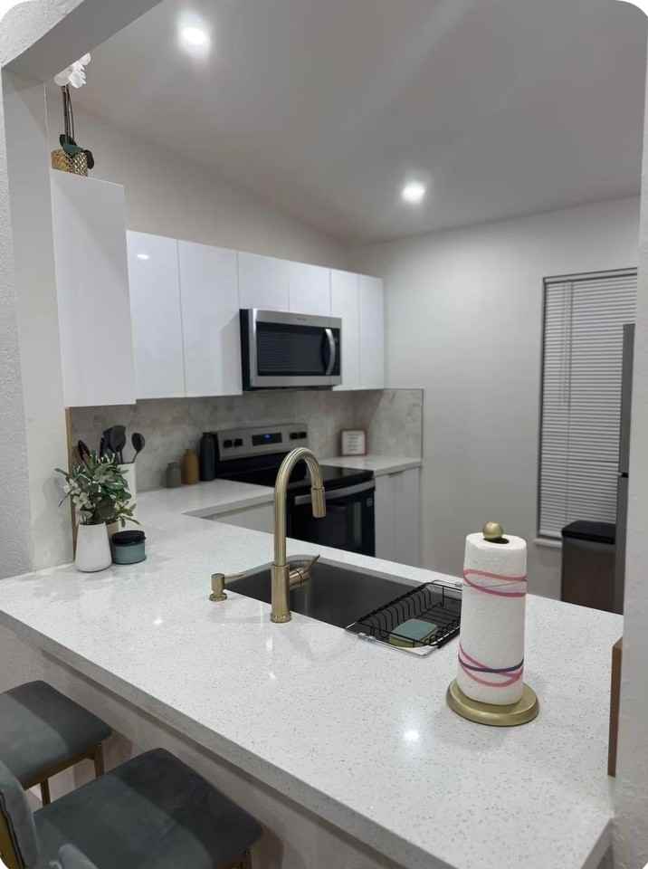 3007 Nw 204th Ter - Photo 2 of 19
