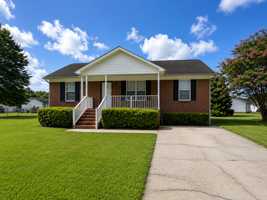 featured image of 1202 Harris St #1