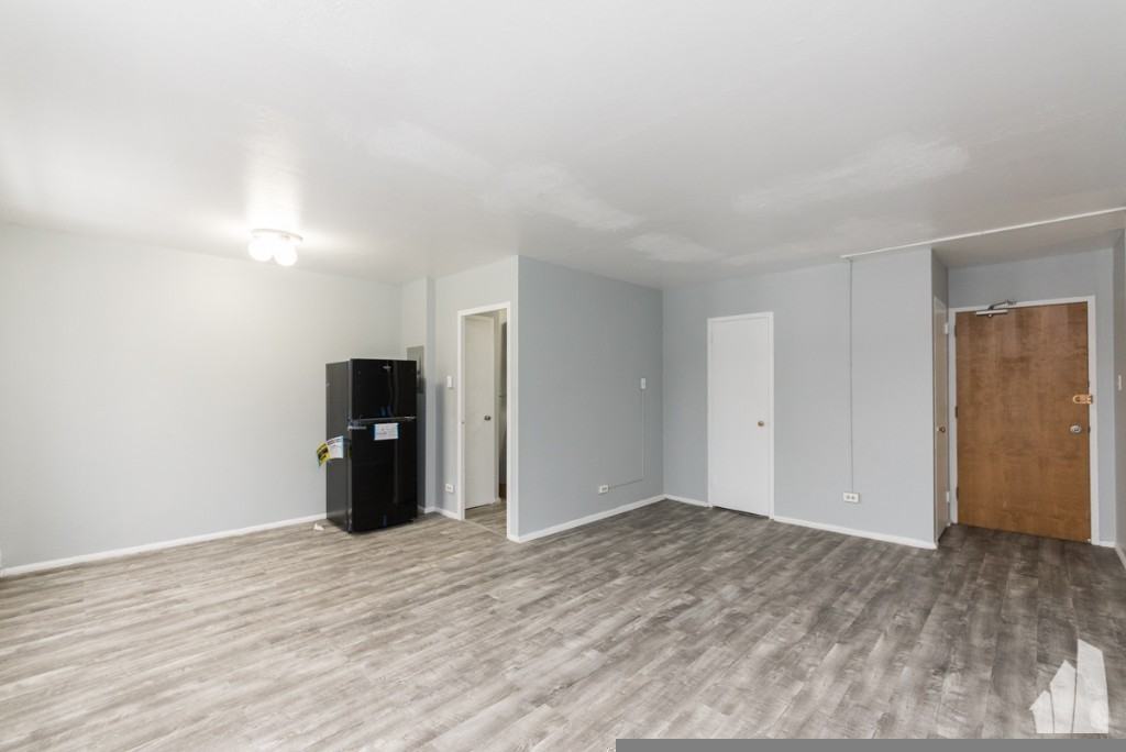 7333 N Ridge Blvd #409 - Photo 3 of 9