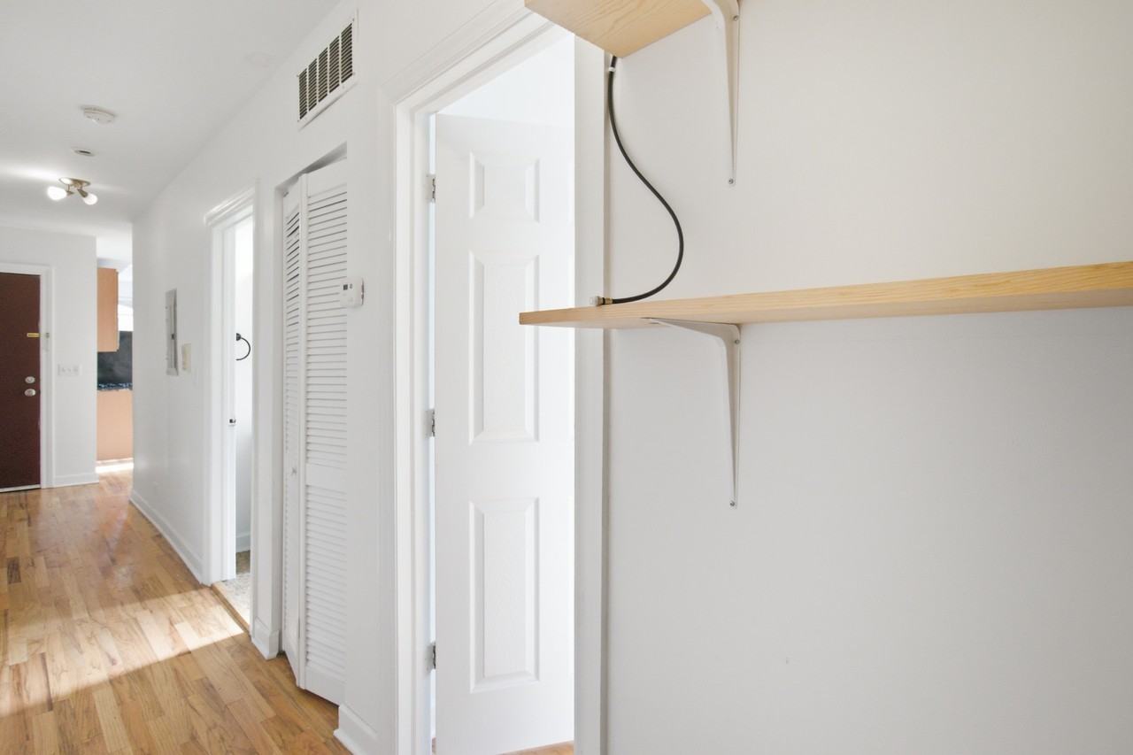 3760 W Fullerton Ave #2W - Photo 6 of 10