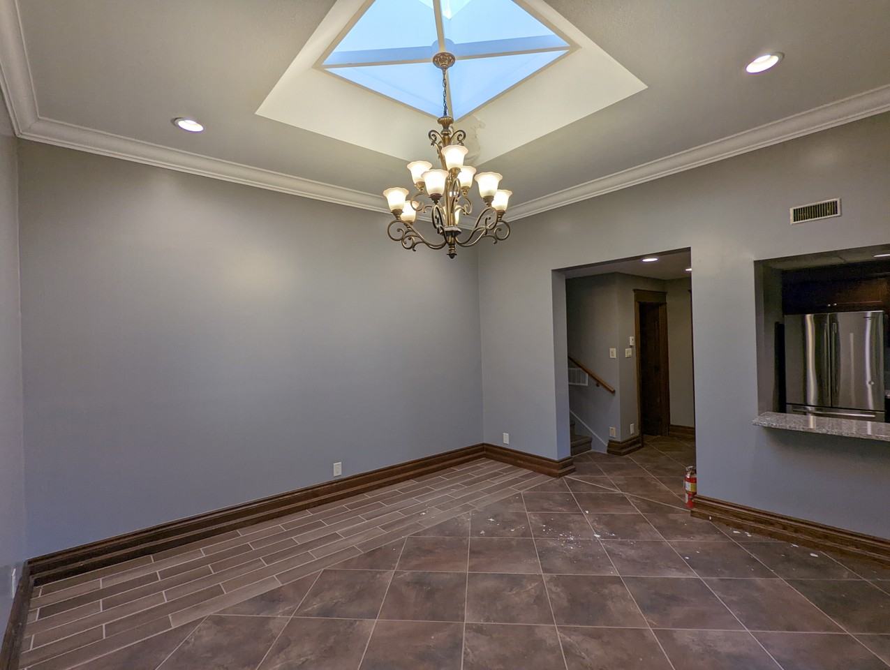 21 Wintemute St - Photo 2 of 10