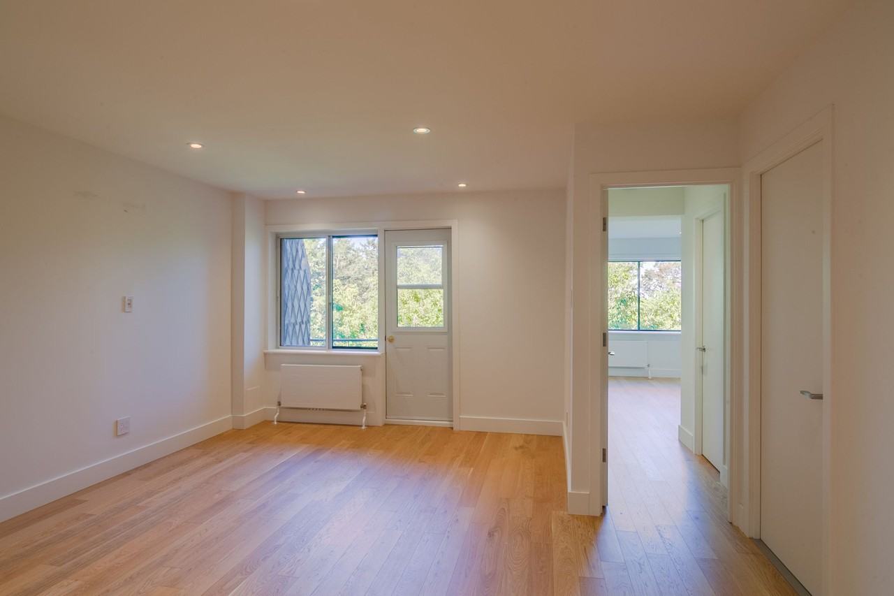 6525 Côte-Saint-Luc - Photo 4 of 50
