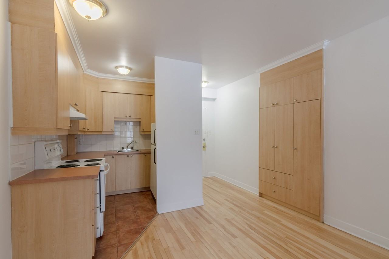 6525 Ch De La Côte-Saint-Luc — photo 1