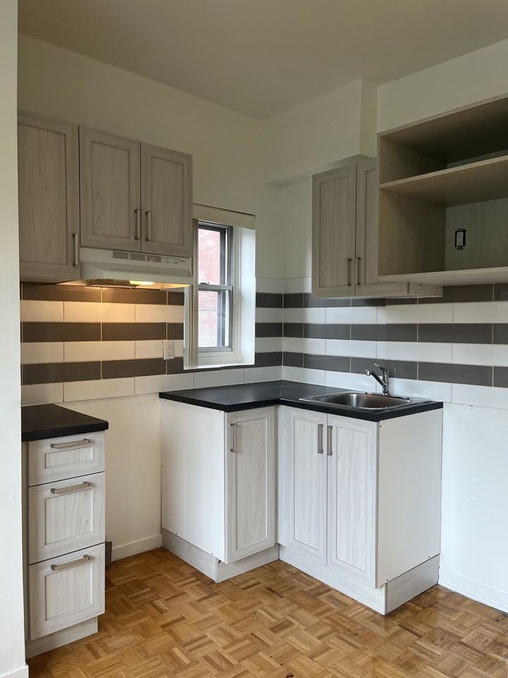 539 Rue Prince-Arthur O — photo 1