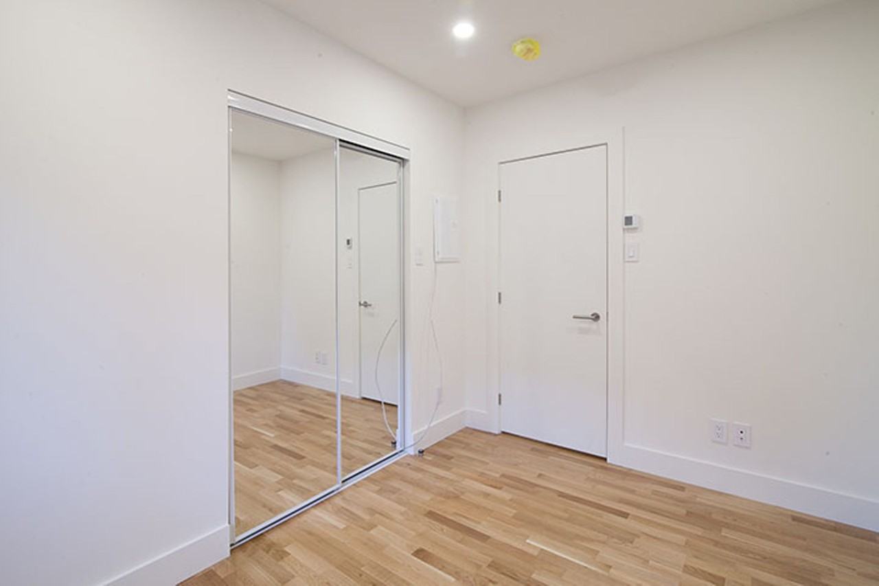 4390 Grand Boulevard — photo 3