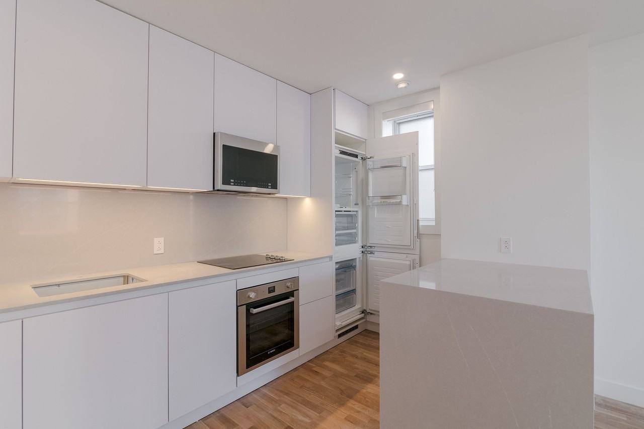 5530 Ch De La Côte-Saint-Luc — photo 2