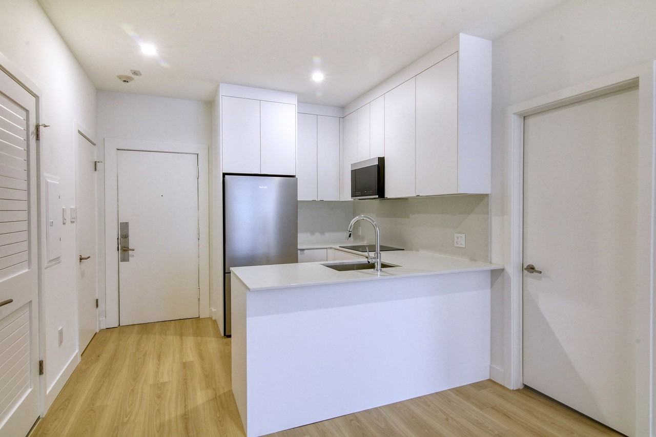 5530 Ch De La Côte-Saint-Luc — photo 2
