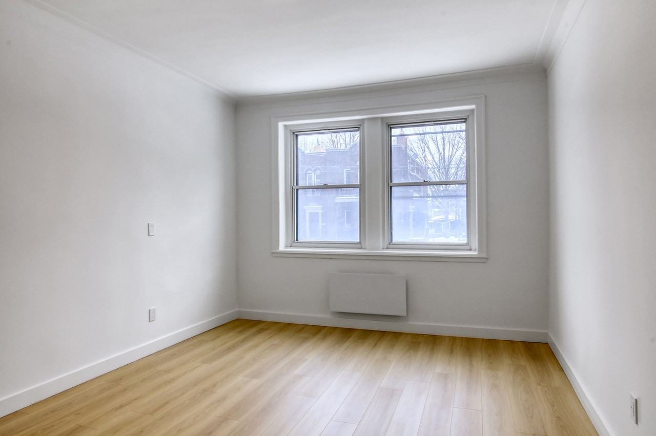5530 Ch De La Côte-Saint-Luc — photo 3