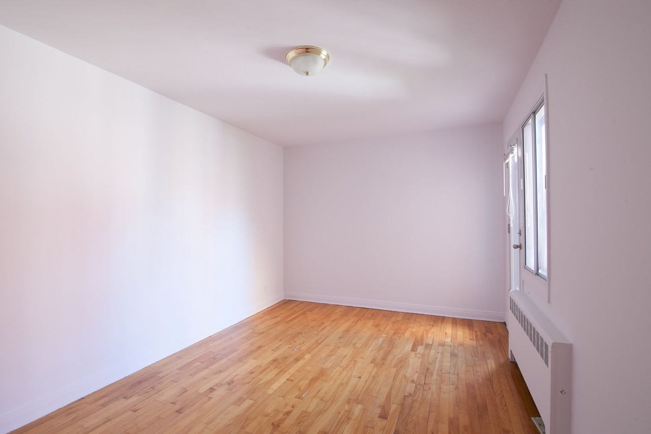 4505-4515 Dupuis Avenue - Photo 5 of 50