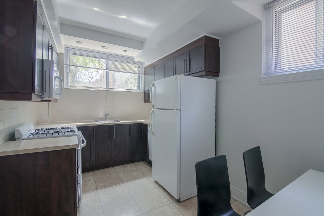 4505 Av Dupuis — photo 1